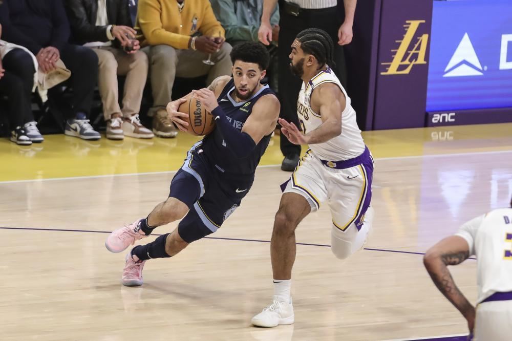 的直接竞争 的直接竞争