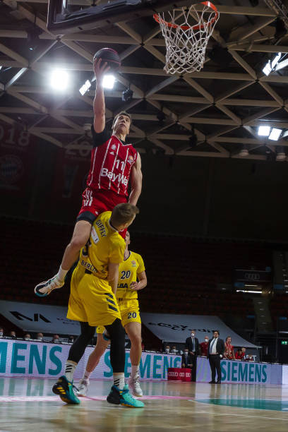 也成为了媒 也成为了媒