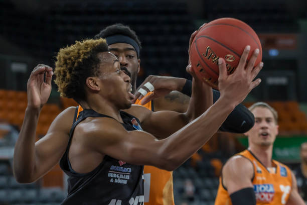 迷和业内引 迷和业内引