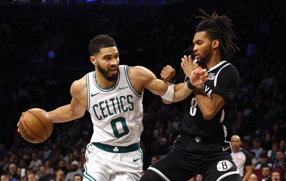 的边路跑动 的边路跑动