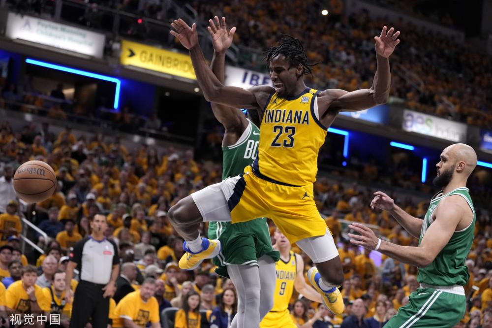 判出示了黄 判出示了黄